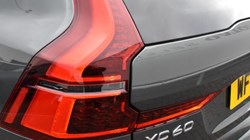 2025 (75) VOLVO XC60 2.0 B5P Plus Dark 5dr AWD Geartronic 5185288