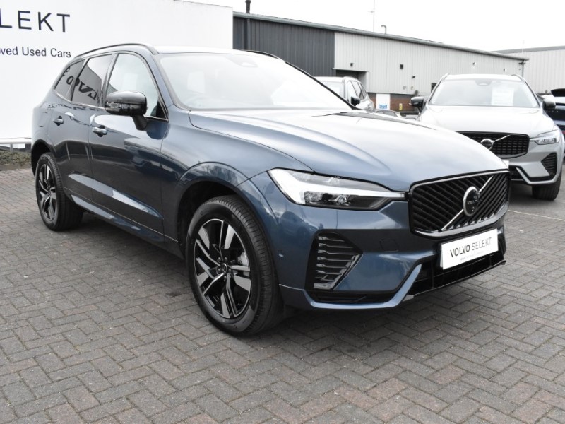 2025 (75) VOLVO XC60 2.0 B5P Plus Dark 5dr AWD Geartronic