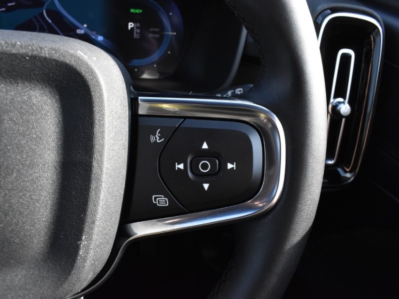 2023 (23) VOLVO XC40 170kW Recharge Ultimate 69kWh 5dr Auto 5139119