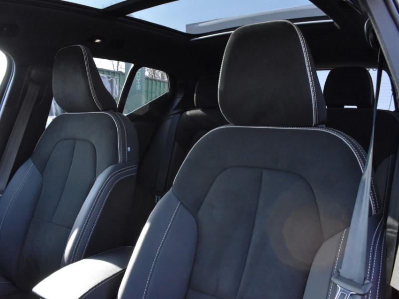 2023 (23) VOLVO XC40 170kW Recharge Ultimate 69kWh 5dr Auto 5139146