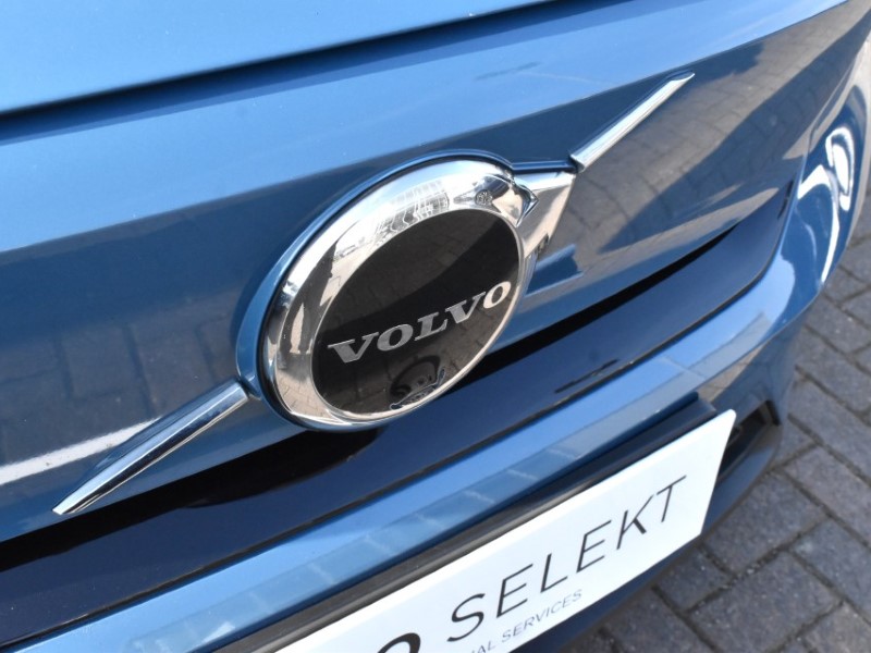2023 (23) VOLVO XC40 170kW Recharge Ultimate 69kWh 5dr Auto 5139241