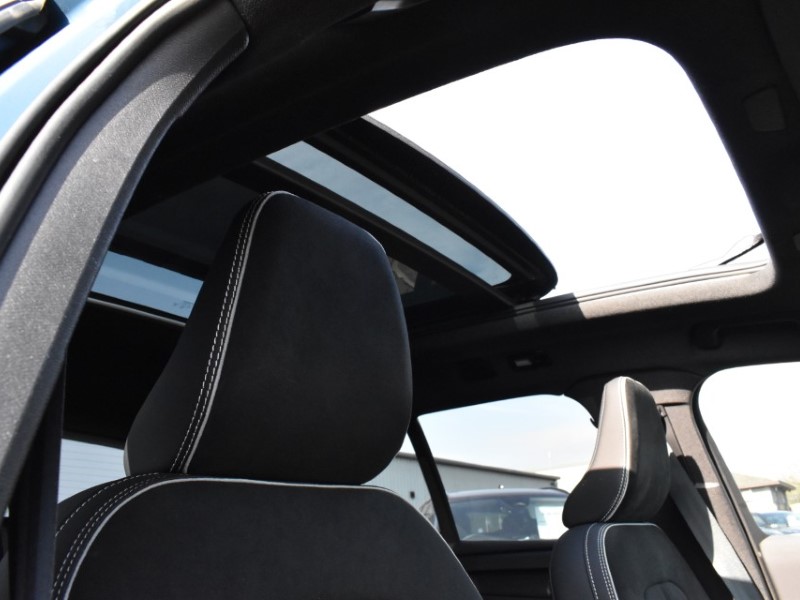 2023 (23) VOLVO XC40 170kW Recharge Ultimate 69kWh 5dr Auto 5139138