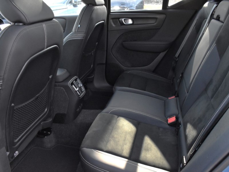 2023 (23) VOLVO XC40 170kW Recharge Ultimate 69kWh 5dr Auto 5139147