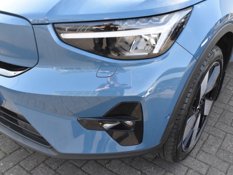 2023 (23) VOLVO XC40 170kW Recharge Ultimate 69kWh 5dr Auto 5139243