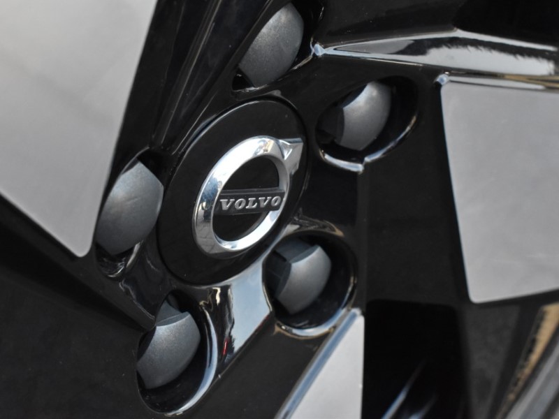 2023 (23) VOLVO XC40 170kW Recharge Ultimate 69kWh 5dr Auto 5139154