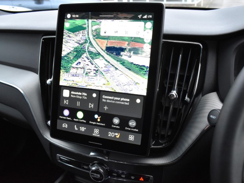 2025 (75) VOLVO XC60 2.0 B5P Plus Black Edition 5dr AWD Geartronic 5152177