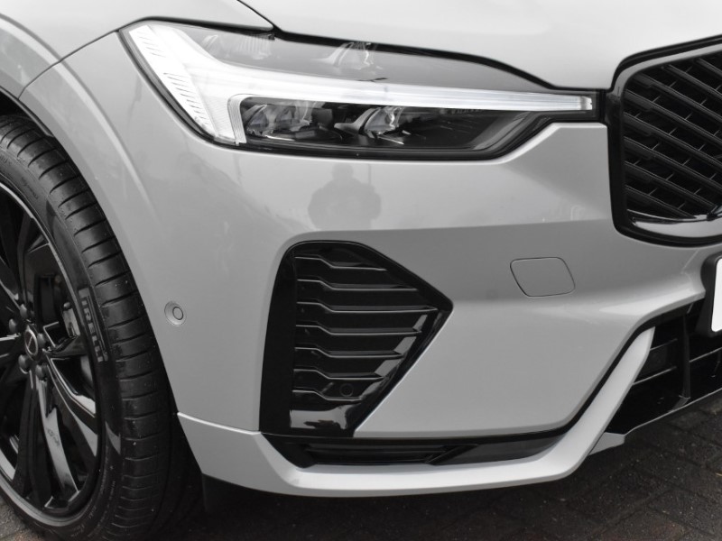 2025 (75) VOLVO XC60 2.0 B5P Plus Black Edition 5dr AWD Geartronic 5152227