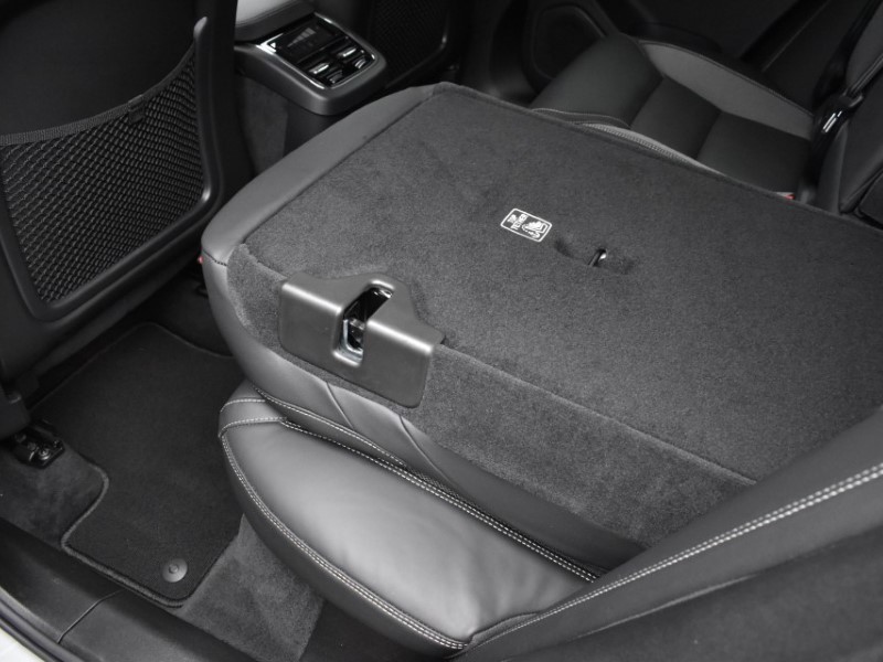 2025 (75) VOLVO XC60 2.0 B5P Plus Black Edition 5dr AWD Geartronic 5152213