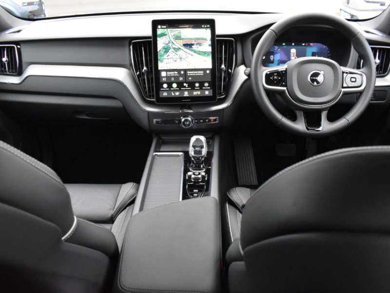2025 (75) VOLVO XC60 2.0 B5P Plus Black Edition 5dr AWD Geartronic 5152206