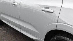 2025 (75) VOLVO XC60 2.0 B5P Plus Black Edition 5dr AWD Geartronic 5152222