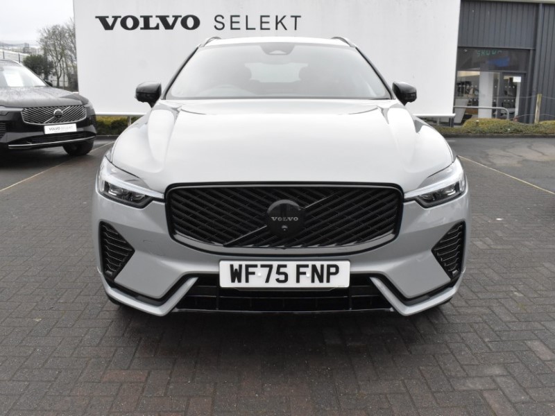 2025 (75) VOLVO XC60 2.0 B5P Plus Black Edition 5dr AWD Geartronic 5152106