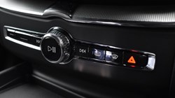 2025 (75) VOLVO XC60 2.0 B5P Plus Black Edition 5dr AWD Geartronic 5152185