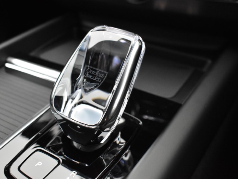 2025 (75) VOLVO XC60 2.0 B5P Plus Black Edition 5dr AWD Geartronic 5152188