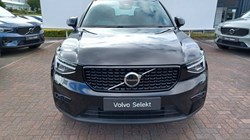 2026 (26) VOLVO XC40 2.0 B3P Plus Dark 5dr Auto 5789731