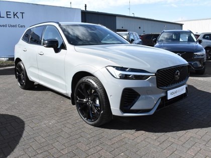 2025 (75) VOLVO XC60 2.0 T6 350 RC PHEV Plus Black Ed 5dr AWD Gtron