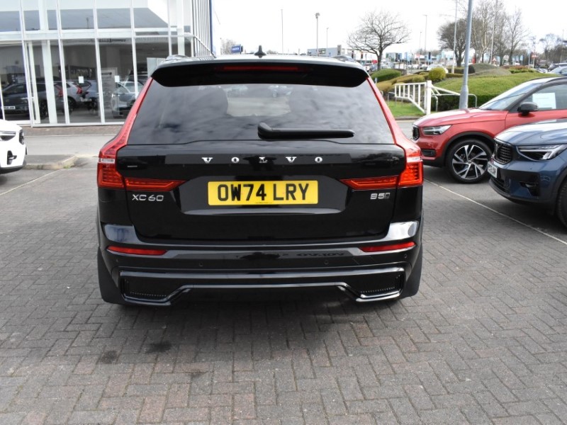 2025 (74) VOLVO XC60 2.0 B5P Ultra Dark 5dr AWD Geartronic 5224227