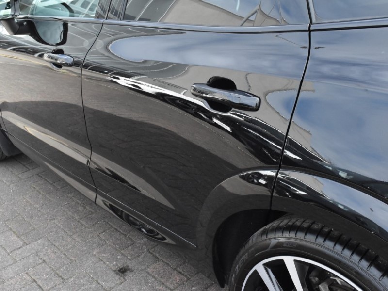 2025 (74) VOLVO XC60 2.0 B5P Ultra Dark 5dr AWD Geartronic 5224275
