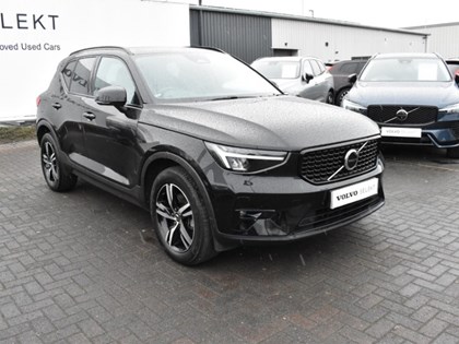 2022 (72) VOLVO XC40 2.0 B3P Plus Dark 5dr Auto