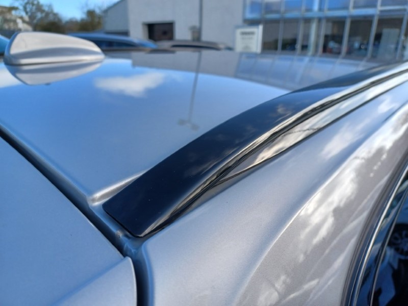 2025 (25) VOLVO V60 2.0 T6 [350] PHEV Plus Dark 5dr AWD Auto 5275381