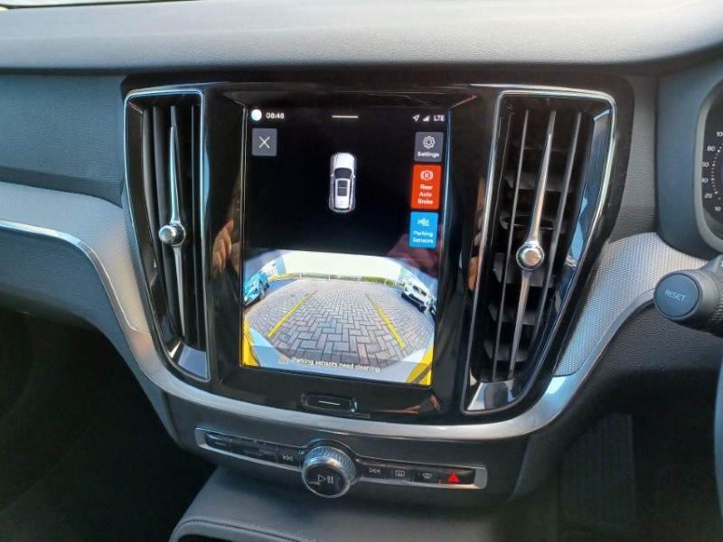 2025 (25) VOLVO V60 2.0 T6 [350] PHEV Plus Dark 5dr AWD Auto 5275348