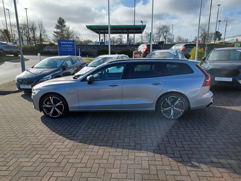 2025 (25) VOLVO V60 2.0 T6 [350] PHEV Plus Dark 5dr AWD Auto 5275337