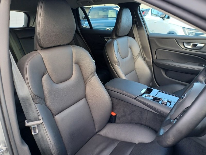 2025 (25) VOLVO V60 2.0 T6 [350] PHEV Plus Dark 5dr AWD Auto 5275357