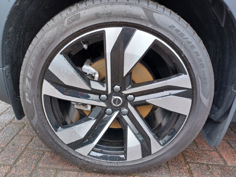 2025 (75) VOLVO XC40 2.0 B3P Plus Dark 5dr Auto 5466084