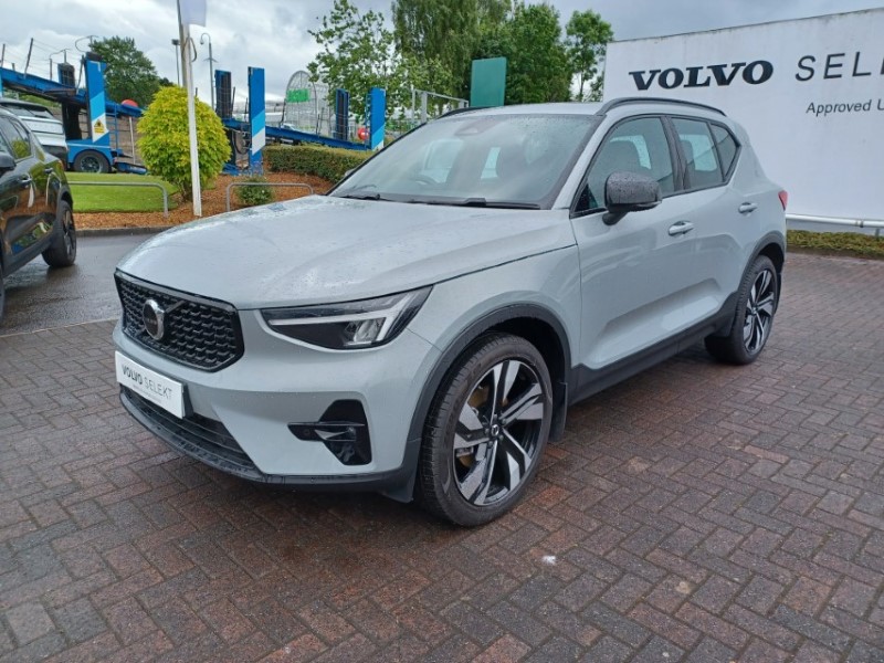 2025 (75) VOLVO XC40 2.0 B3P Plus Dark 5dr Auto 5466083