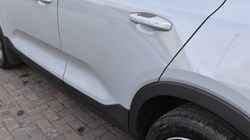 2025 (75) VOLVO XC40 2.0 B3P Plus Dark 5dr Auto 5194765
