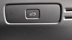 2025 (75) VOLVO XC40 2.0 B3P Plus Dark 5dr Auto 5194735