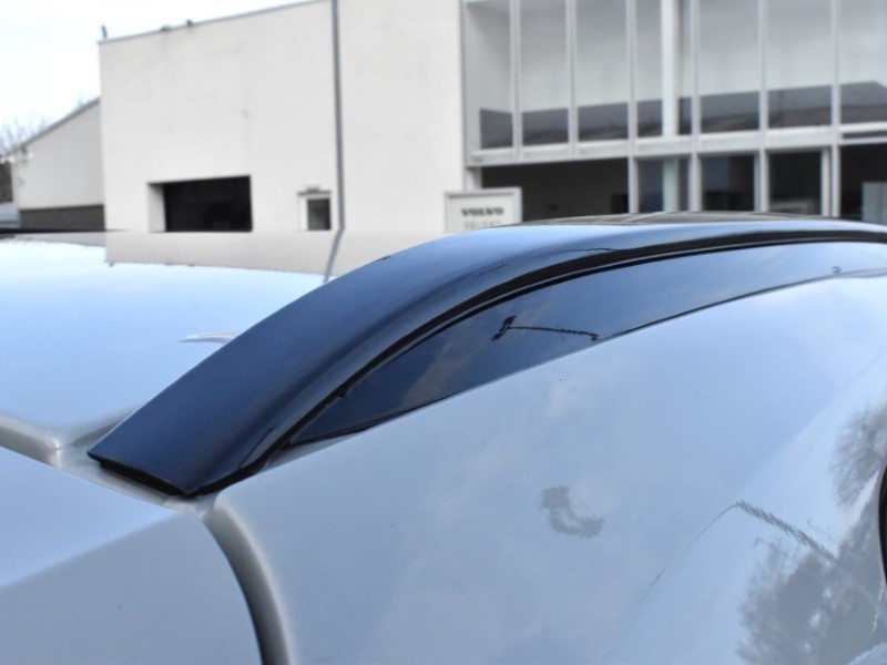 2025 (75) VOLVO XC40 2.0 B3P Plus Dark 5dr Auto 5194768