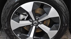 2025 (75) VOLVO XC40 2.0 B3P Plus Dark 5dr Auto 5194763