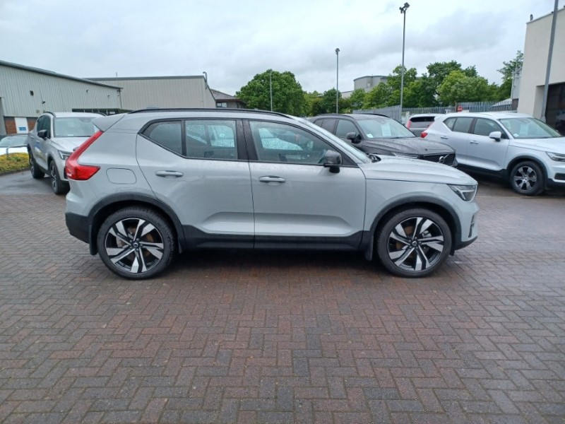 2025 (75) VOLVO XC40 2.0 B3P Plus Dark 5dr Auto 5466080