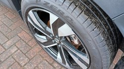 2025 (75) VOLVO XC40 2.0 B3P Plus Dark 5dr Auto 5466085