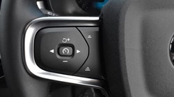 2025 (75) VOLVO XC40 2.0 B3P Plus Dark 5dr Auto 5194738