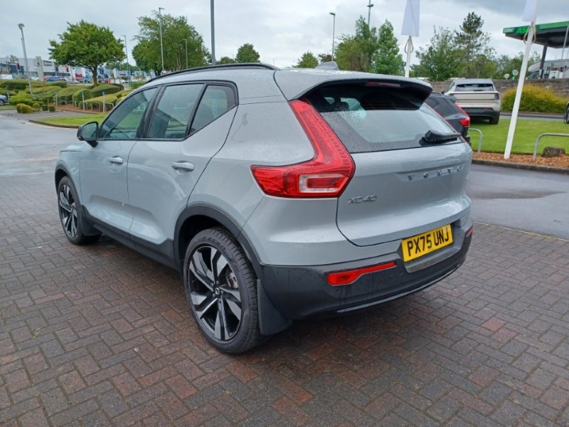 2025 (75) VOLVO XC40 2.0 B3P Plus Dark 5dr Auto 5466086