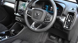 2025 (75) VOLVO XC40 2.0 B3P Plus Dark 5dr Auto 5194744