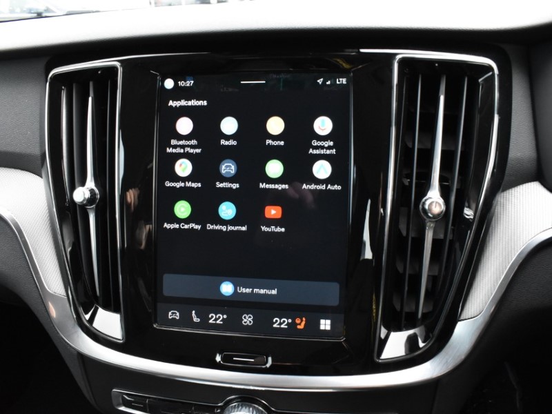 2025 (25) VOLVO V60 2.0 B4P Plus Dark 5dr Auto [7 speed] 5233394