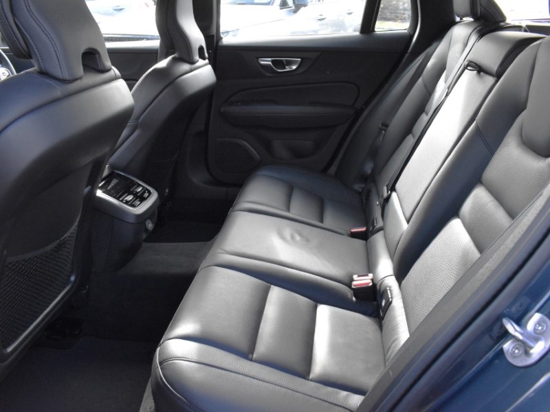 2025 (25) VOLVO V60 2.0 B4P Plus Dark 5dr Auto [7 speed] 5233419