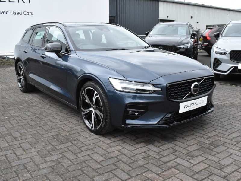 2025 (25) VOLVO V60 2.0 B4P Plus Dark 5dr Auto [7 speed]
