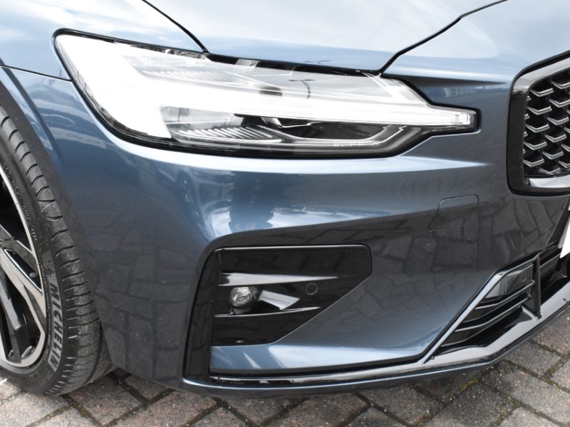 2025 (25) VOLVO V60 2.0 B4P Plus Dark 5dr Auto [7 speed] 5233435