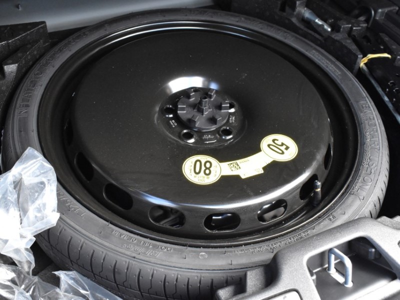 2025 (25) VOLVO V60 2.0 B4P Plus Dark 5dr Auto [7 speed] 5229743