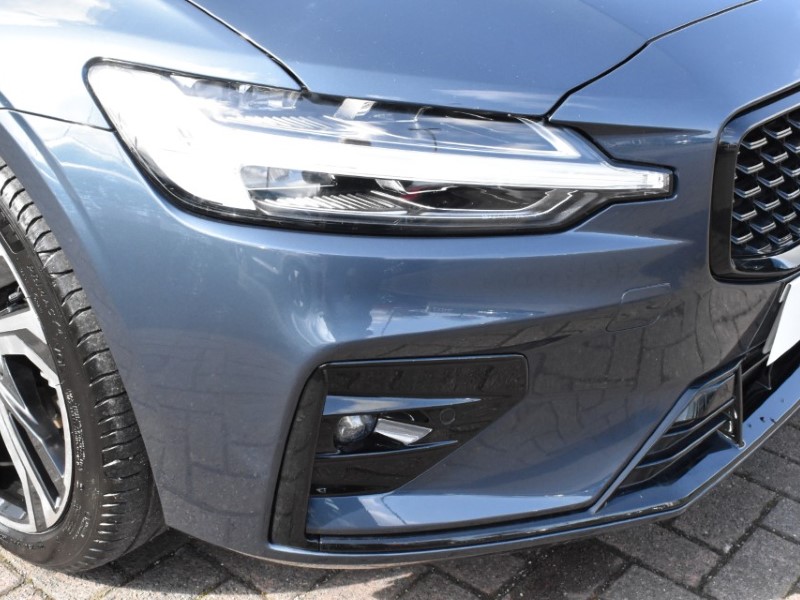 2025 (25) VOLVO V60 2.0 B4P Plus Dark 5dr Auto [7 speed] 5229760