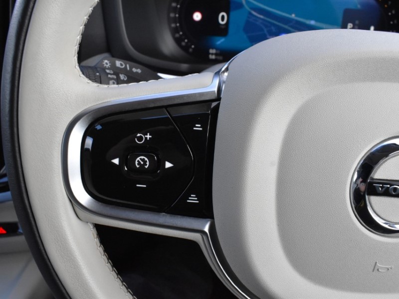 2025 (25) VOLVO V60 2.0 B4P Plus Dark 5dr Auto [7 speed] 5229719