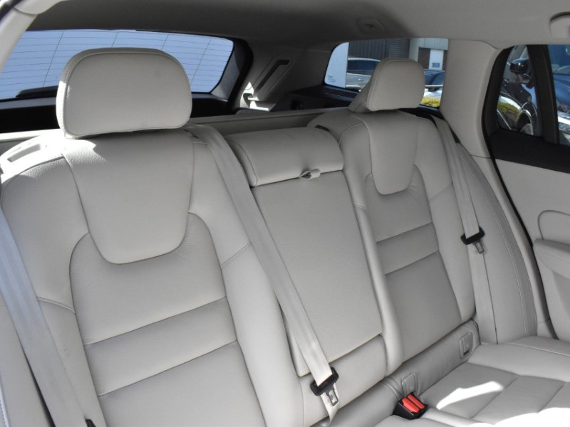 2025 (25) VOLVO V60 2.0 B4P Plus Dark 5dr Auto [7 speed] 5229730