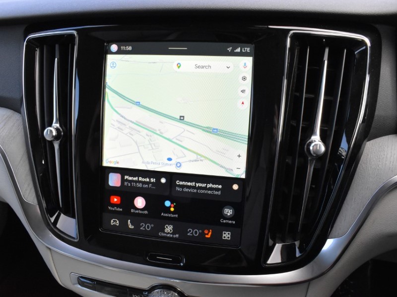 2025 (25) VOLVO V60 2.0 B4P Plus Dark 5dr Auto [7 speed] 5229707