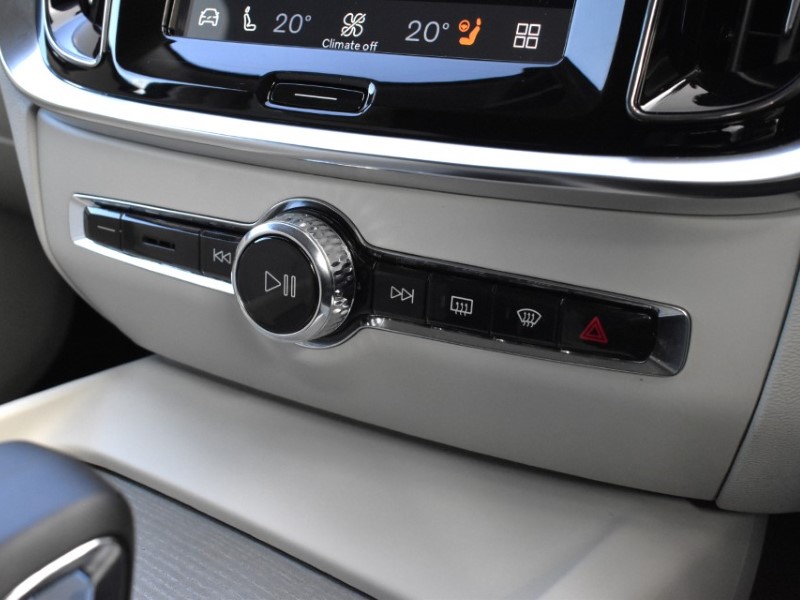 2025 (25) VOLVO V60 2.0 B4P Plus Dark 5dr Auto [7 speed] 5229716