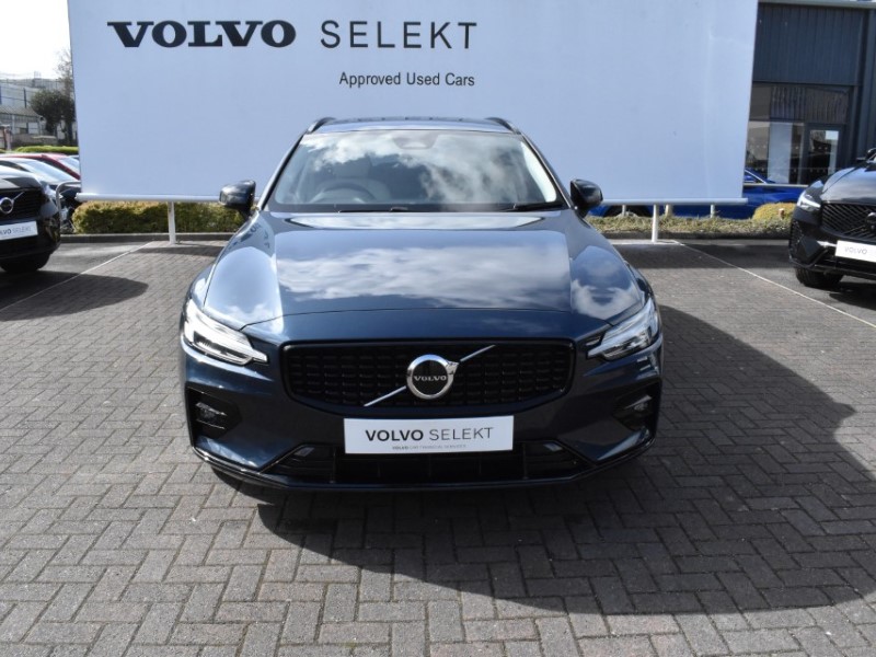 2025 (25) VOLVO V60 2.0 B4P Plus Dark 5dr Auto [7 speed] 5229700