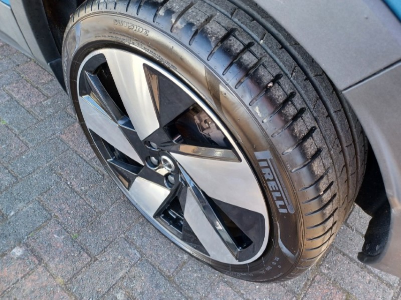 2022 (72) VOLVO C40 300kW Recharge Twin Pro 78kWh 5dr AWD Auto 5265367