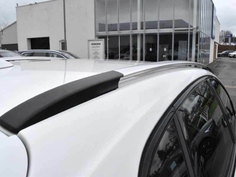 2018 (18) VOLVO V40 T3 [152] Cross Country Pro 5dr Geartronic 5239282